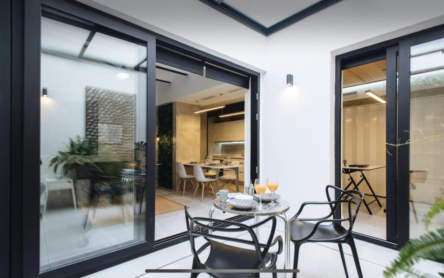 Apartamento Lujoso Loft Con Piscina&espacio Office Sevilla